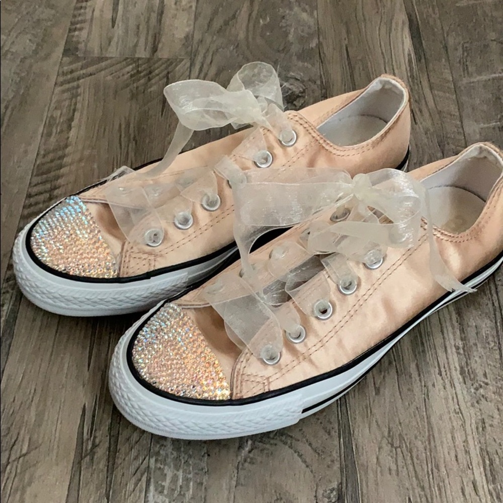 Women’s Sequin Converse sz. 8
